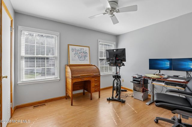 21 Appletree Road, Howell, NJ 07731