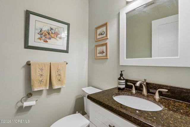 21 Appletree Road, Howell, NJ 07731