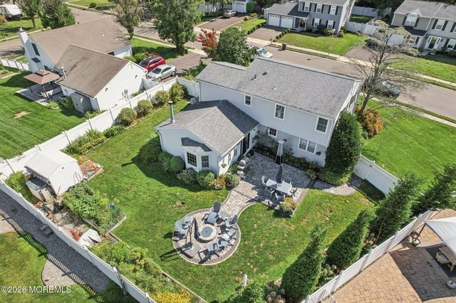 21 Appletree Road, Howell, NJ 07731