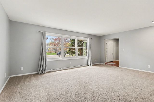 722 Grandmarais Avenue, Portage, MI 49024