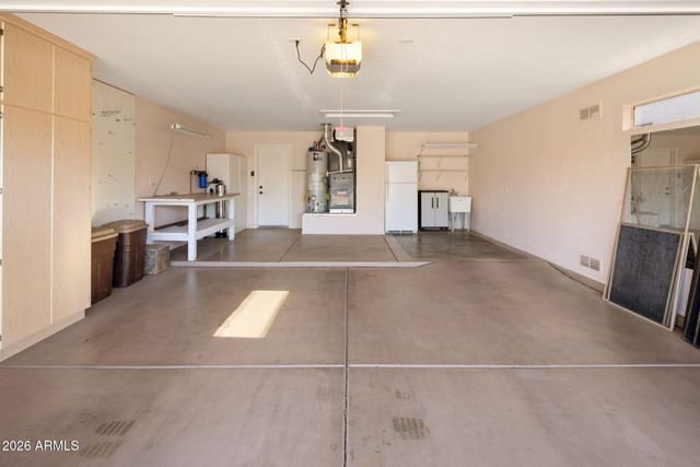 15831 W JOSHUA TREE Drive, Surprise, AZ 85374