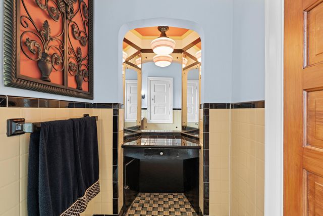 64 Miami Avenue, Columbus, OH 43203