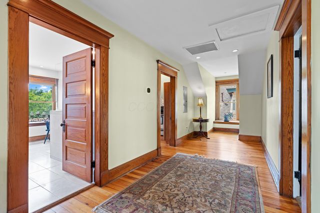 64 Miami Avenue, Columbus, OH 43203