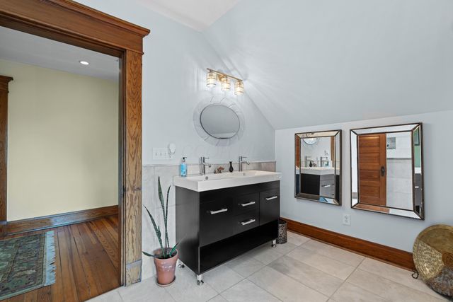 64 Miami Avenue, Columbus, OH 43203