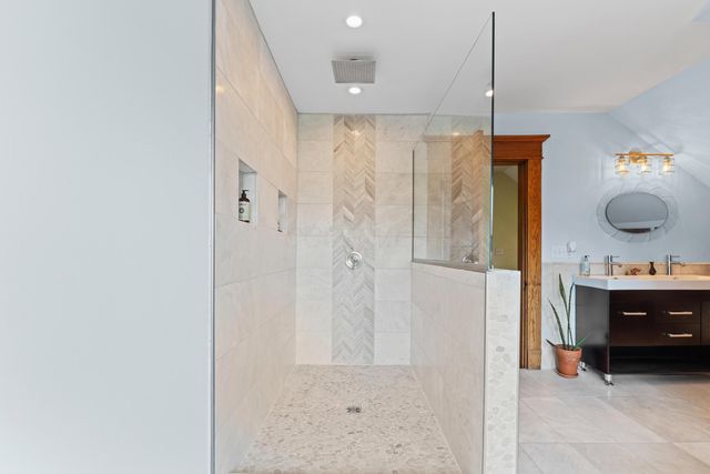 64 Miami Avenue, Columbus, OH 43203