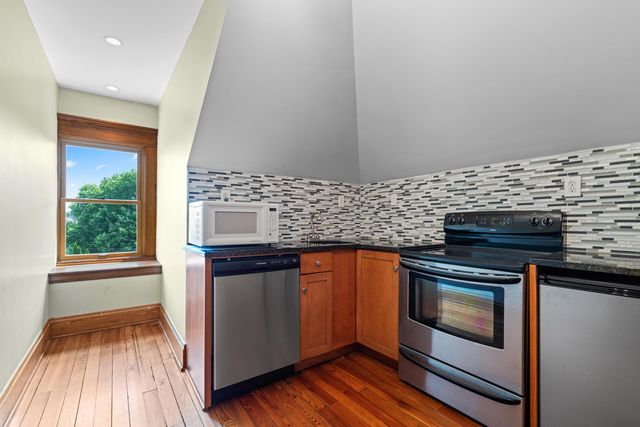 64 Miami Avenue, Columbus, OH 43203