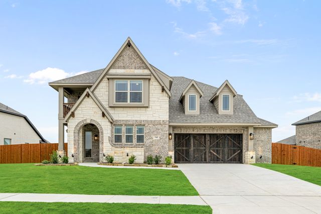 541 Holiday Avenue, Waxahachie, TX 75165