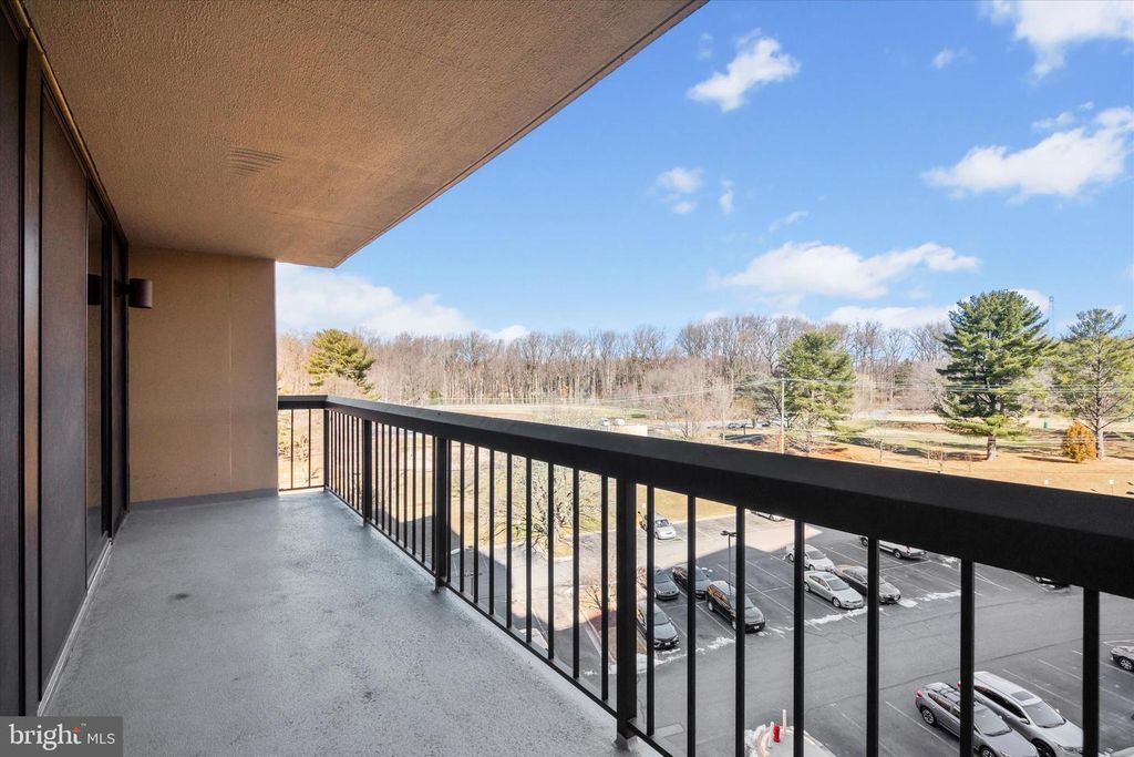 7401 WESTLAKE TER #616, Bethesda, MD 20817