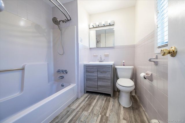 420 W. Hudson St., Long Beach, NY 11561