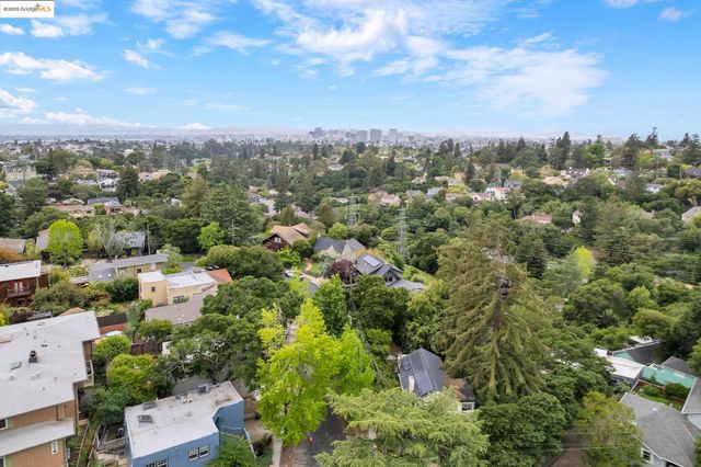 1006 Glendora Ave, Oakland, CA 94602