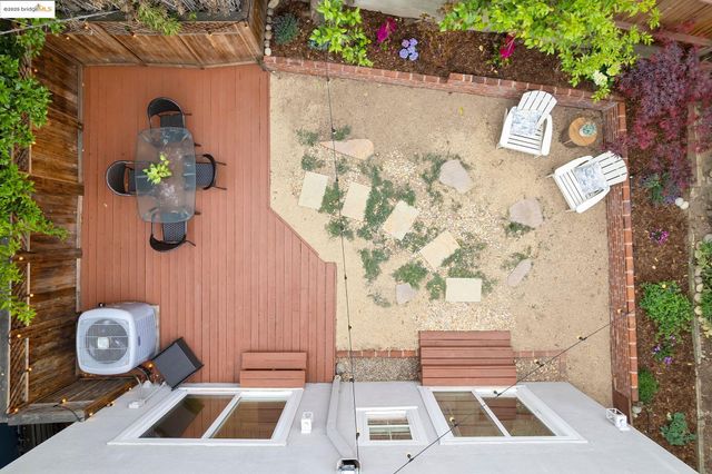 1006 Glendora Ave, Oakland, CA 94602