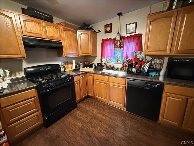 208 West Yates Street, Dewitt, NY 13057