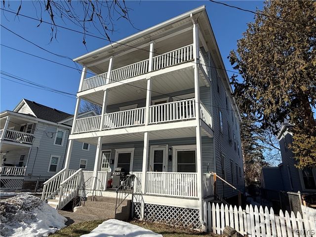 208 West Yates Street, Dewitt, NY 13057