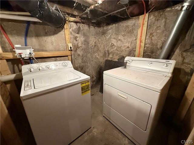 208 West Yates Street, Dewitt, NY 13057