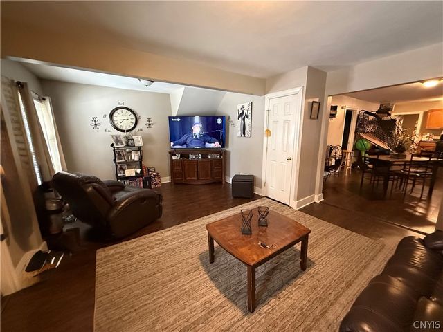 208 West Yates Street, Dewitt, NY 13057