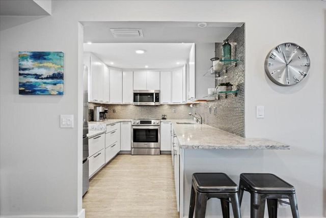 1025 Sugar Sands Boulevard 261, Riviera Beach, FL 33404