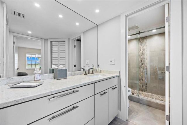 1025 Sugar Sands Boulevard 261, Riviera Beach, FL 33404