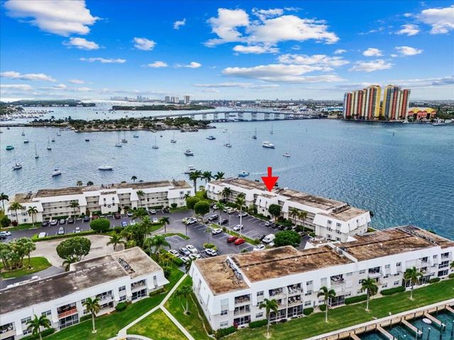 1025 Sugar Sands Boulevard 261, Riviera Beach, FL 33404