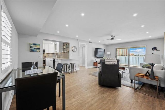 1025 Sugar Sands Boulevard 261, Riviera Beach, FL 33404