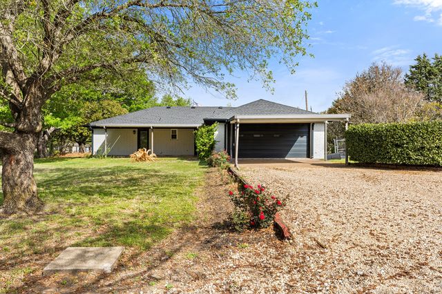 961 Shilling Drive, Elm Mott, TX 76640