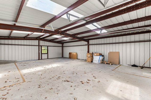 961 Shilling Drive, Elm Mott, TX 76640