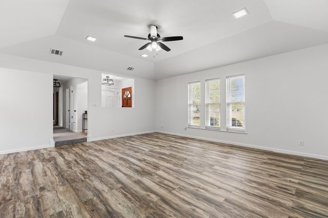 961 Shilling Drive, Elm Mott, TX 76640