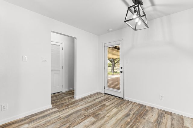 961 Shilling Drive, Elm Mott, TX 76640