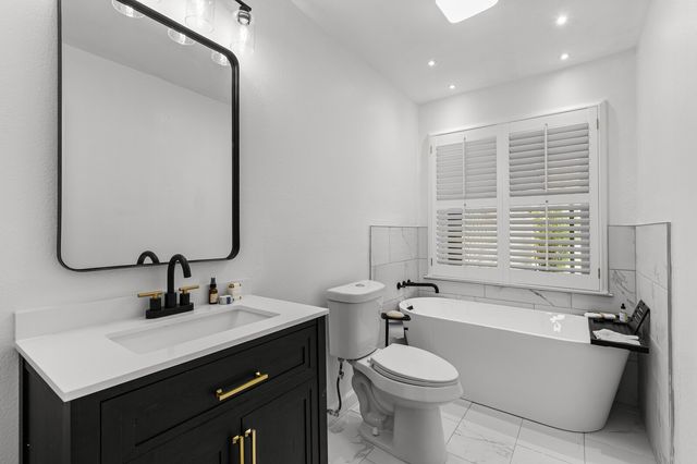 961 Shilling Drive, Elm Mott, TX 76640