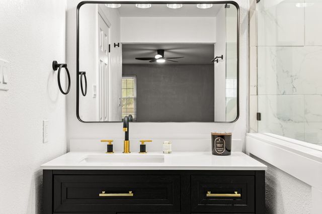 961 Shilling Drive, Elm Mott, TX 76640