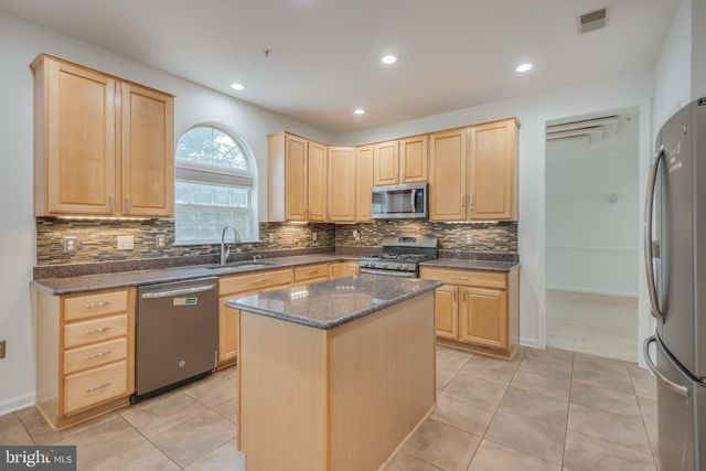 17107 ASPEN LEAF DR, Bowie, MD 20716