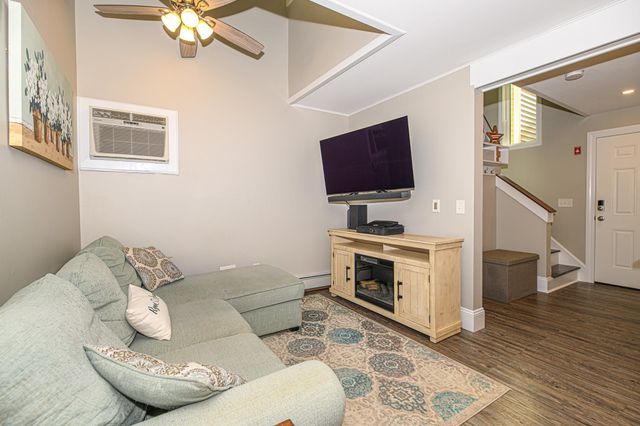 3 Franklin Heights, Rochester, NH 03867