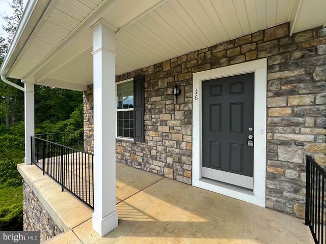 16 CLYDESDALE ROAD, Fredericksburg, VA 22405