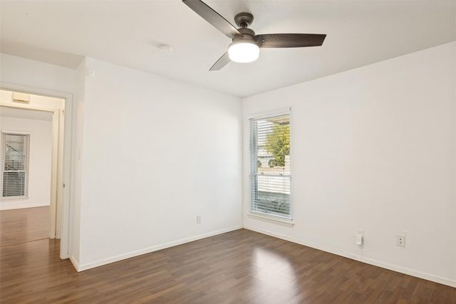 8621 Putnam DR A, Austin, TX 78757