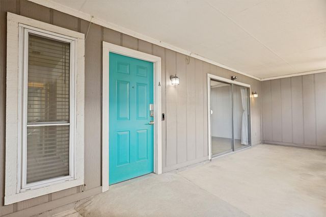 8621 Putnam DR A, Austin, TX 78757