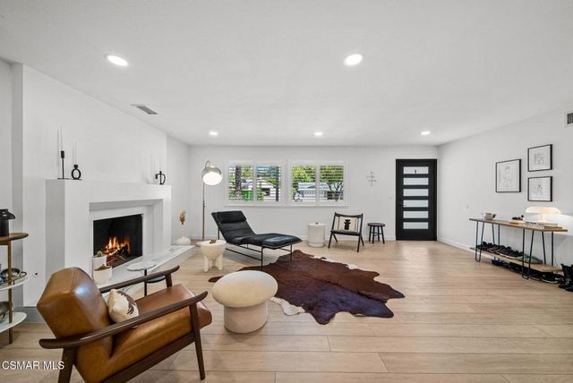 3474 Farrell Circle, Newbury Park, CA 91320