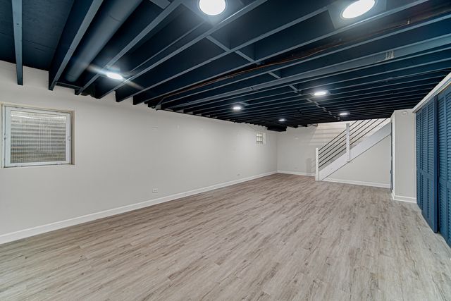 1072 Brantwood Avenue, Elk Grove Village, IL 60007