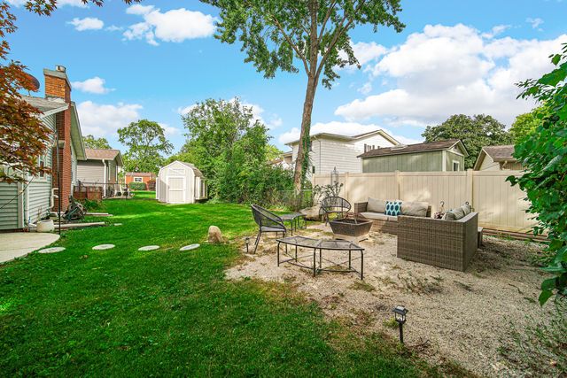 1072 Brantwood Avenue, Elk Grove Village, IL 60007