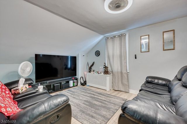 123 Harrison St, Bloomfield Twp., NJ 07003