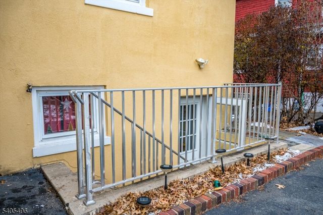 123 Harrison St, Bloomfield Twp., NJ 07003