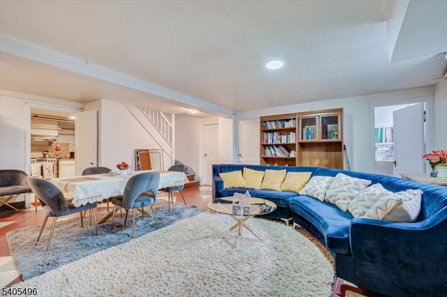 123 Harrison St, Bloomfield Twp., NJ 07003