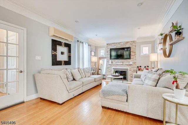 123 Harrison St, Bloomfield Twp., NJ 07003