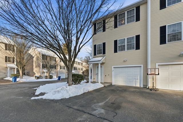 81 Salem Road 74, Billerica, MA 01821