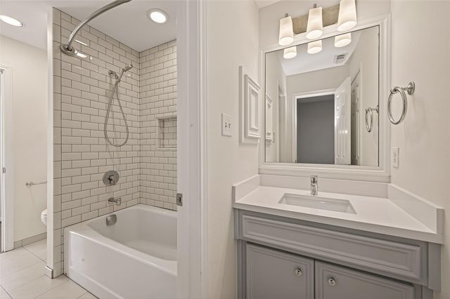 1212 W Alabama Street, Houston, TX 77006