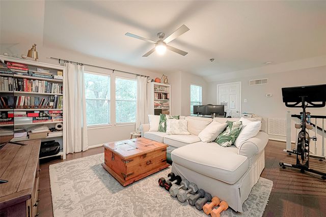 1212 W Alabama Street, Houston, TX 77006