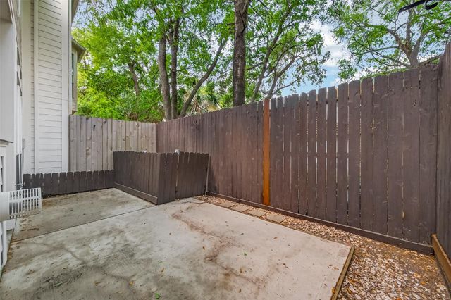 1212 W Alabama Street, Houston, TX 77006