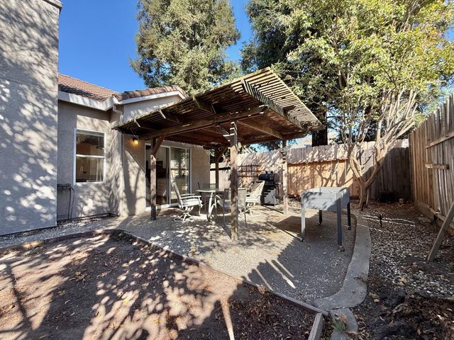 3941 Vancouver Cir, Stockton, CA 95209