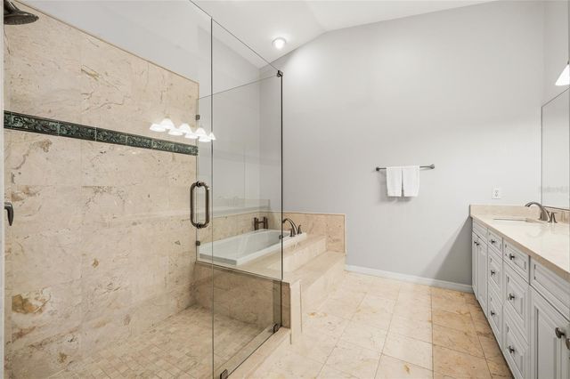 2403 W PALM DRIVE 2, Tampa, FL 33629