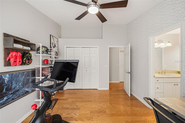 2403 W PALM DRIVE 2, Tampa, FL 33629