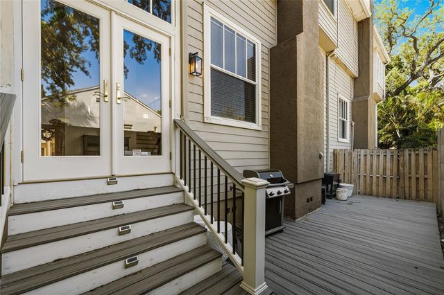 2403 W PALM DRIVE 2, Tampa, FL 33629