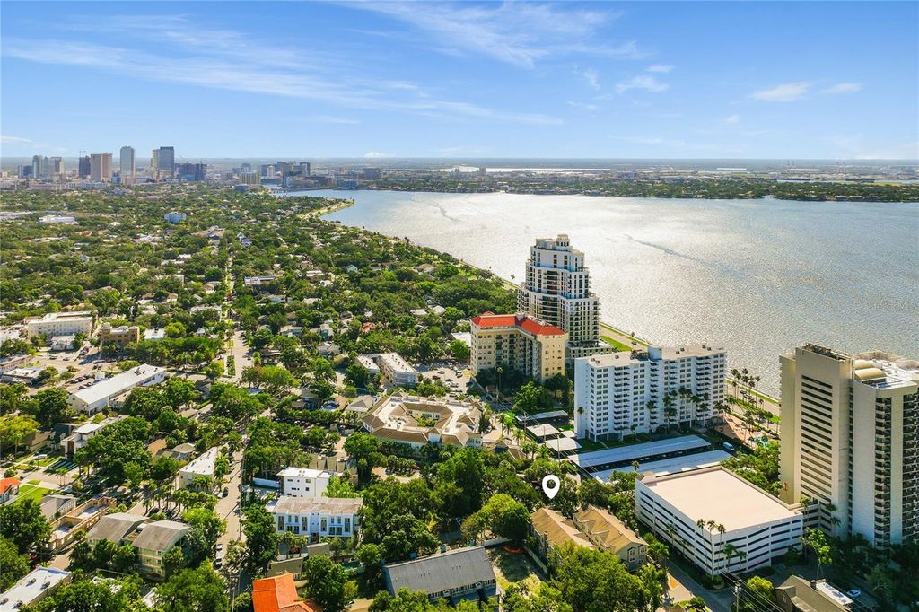 2403 W PALM DRIVE 2, Tampa, FL 33629